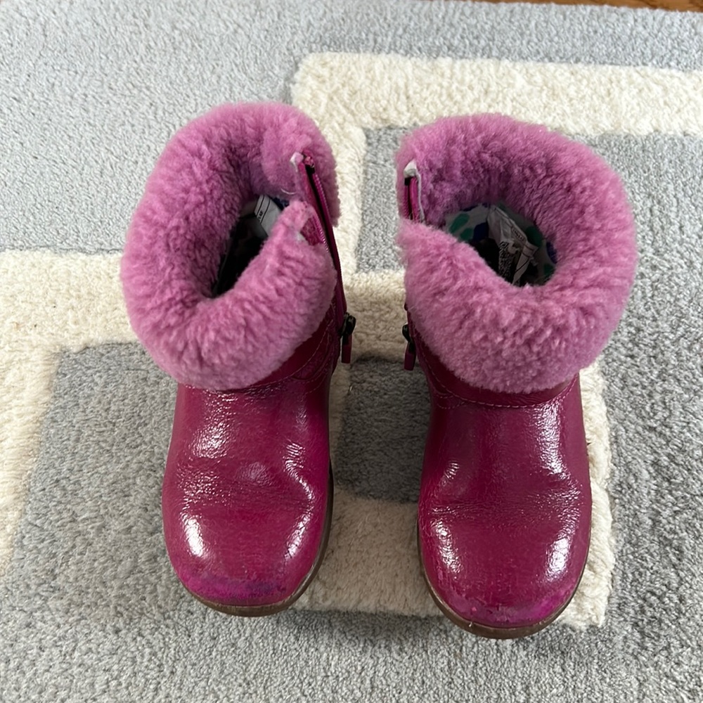 UGG Boots Girl Size 8